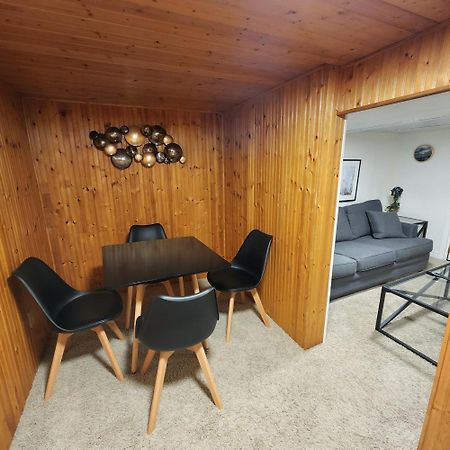 The Weber Suite Kitchener Extérieur photo